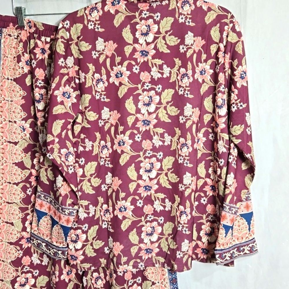 TOLANI COLLECTION.. 2 piece floral set.. - Picture 11 of 16